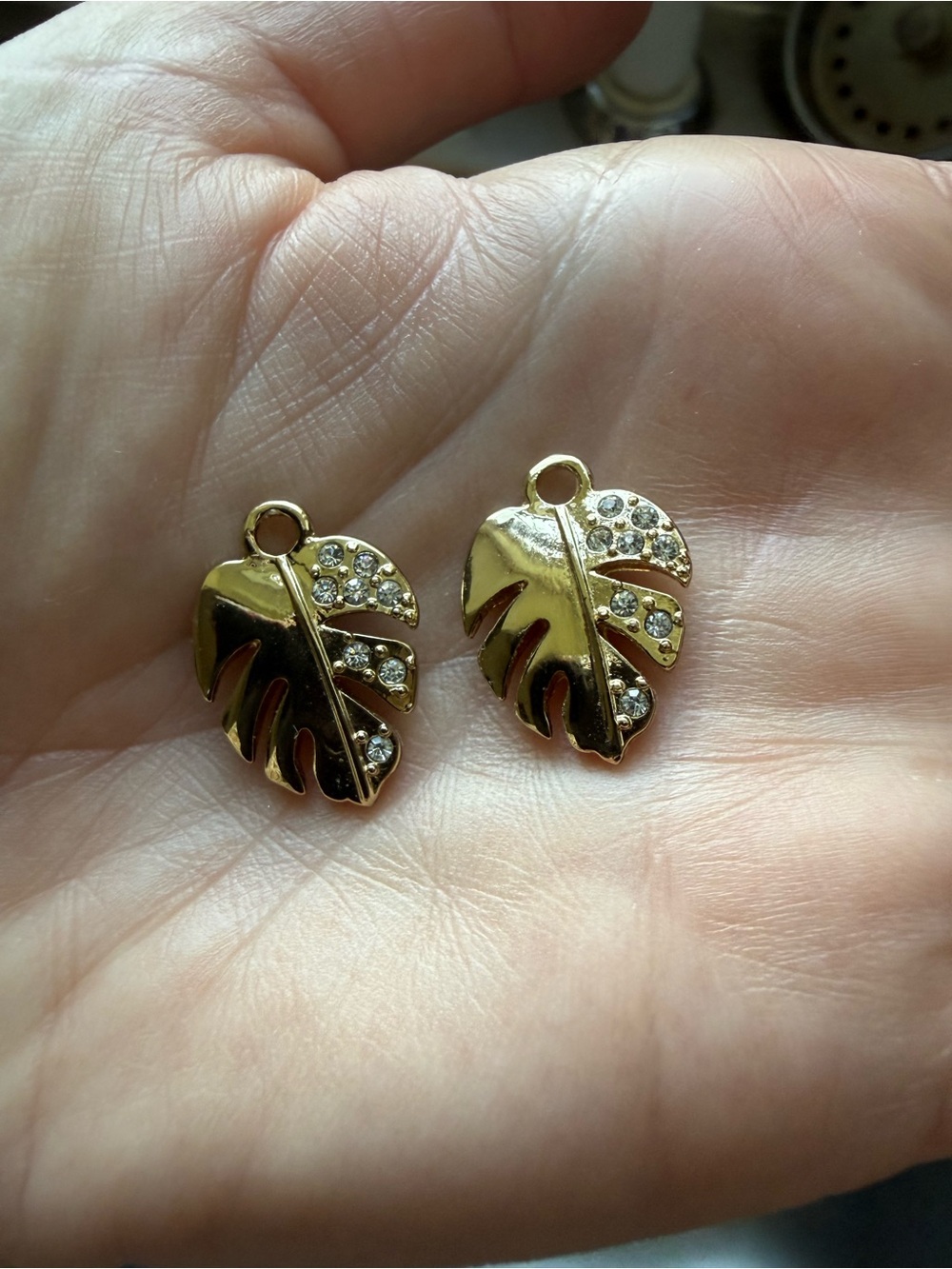 Lilly Pulitzer Gold Leaf Pendants